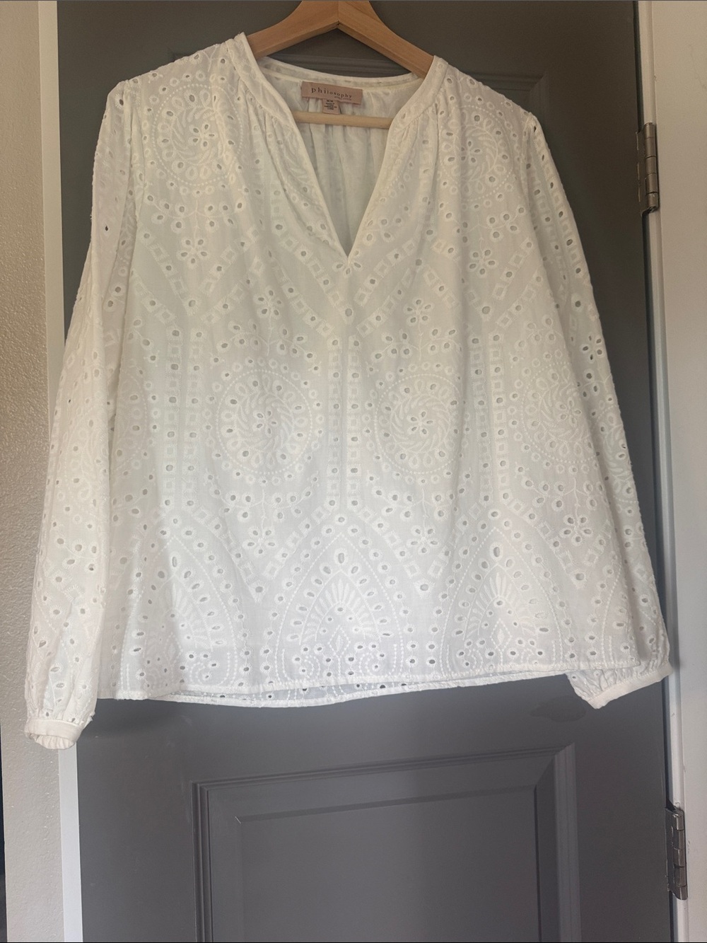 Philosophy White Eyelet V-Neck Long Sleeve Blouse